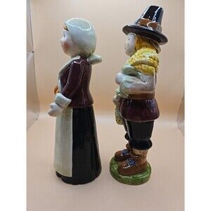 Ceramic Porcelain Couple Pilgrims 012510